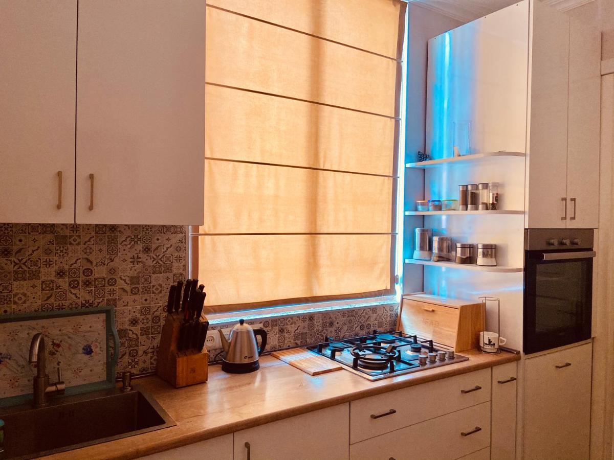 9 Borbalo Street Apartment With Terrace Tbilisi Exterior foto